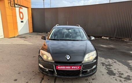 Renault Laguna III рестайлинг, 2011 год, 825 000 рублей, 2 фотография