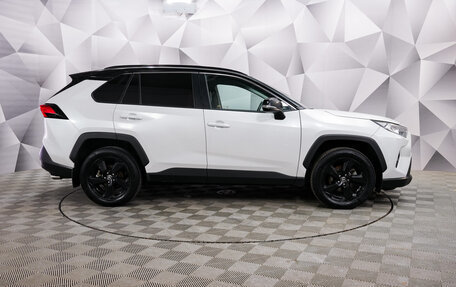 Toyota RAV4, 2021 год, 3 599 000 рублей, 6 фотография