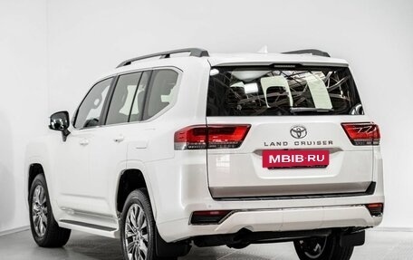 Toyota Land Cruiser, 2024 год, 14 500 000 рублей, 2 фотография