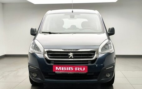 Peugeot Partner II рестайлинг 2, 2021 год, 1 750 000 рублей, 2 фотография