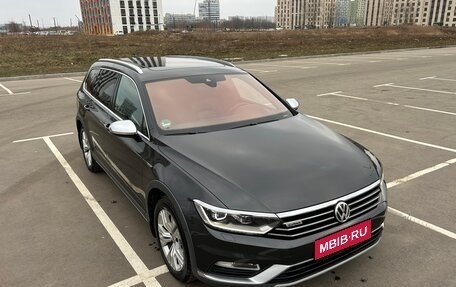 Volkswagen Passat B8 рестайлинг, 2018 год, 3 700 000 рублей, 1 фотография