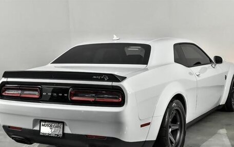 Dodge Challenger III рестайлинг 2, 2021 год, 13 382 000 рублей, 5 фотография