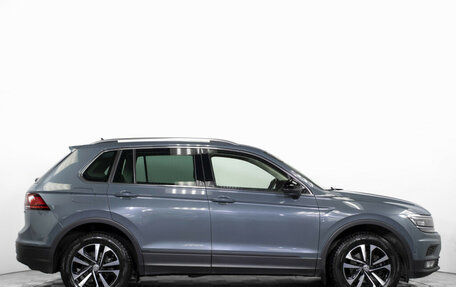 Volkswagen Tiguan II, 2019 год, 2 495 000 рублей, 4 фотография