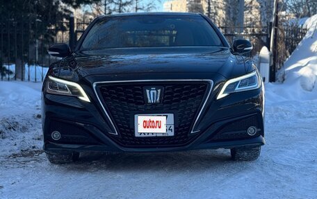 Toyota Crown, 2019 год, 3 600 000 рублей, 3 фотография