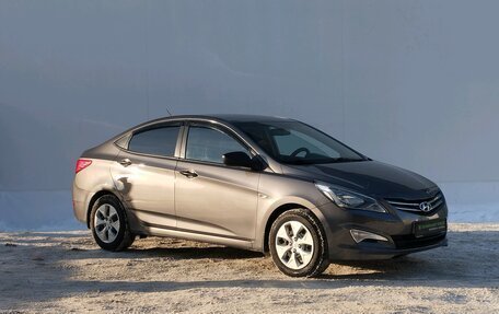 Hyundai Solaris II рестайлинг, 2015 год, 1 035 000 рублей, 3 фотография