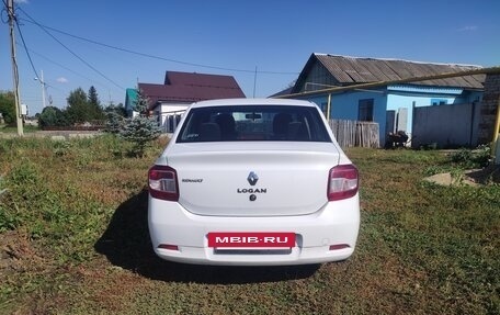 Renault Logan II, 2018 год, 570 000 рублей, 2 фотография