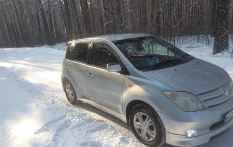 Toyota Ist II, 2002 год, 690 000 рублей, 3 фотография