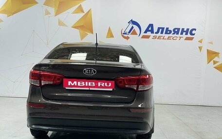 KIA Rio III рестайлинг, 2016 год, 780 000 рублей, 4 фотография