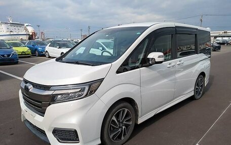 Honda Stepwgn IV, 2021 год, 2 650 000 рублей, 3 фотография