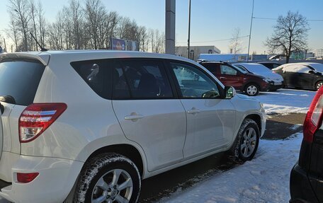 Toyota RAV4, 2011 год, 1 699 000 рублей, 2 фотография