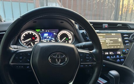 Toyota Camry, 2019 год, 3 450 000 рублей, 9 фотография