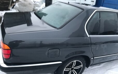 BMW 7 серия, 1988 год, 625 000 рублей, 2 фотография