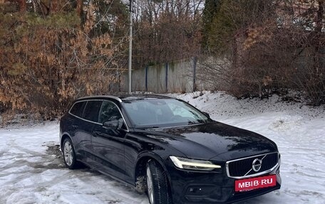 Volvo V60 II, 2018 год, 2 750 000 рублей, 3 фотография