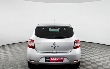 Renault Sandero II рестайлинг, 2019 год, 1 075 000 рублей, 7 фотография