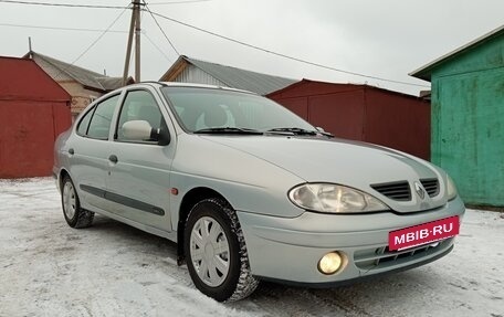 Renault Megane II, 2001 год, 385 000 рублей, 2 фотография