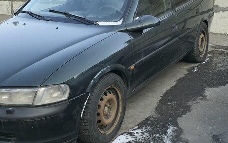 Opel Vectra B рестайлинг, 1998 год, 320 000 рублей, 3 фотография