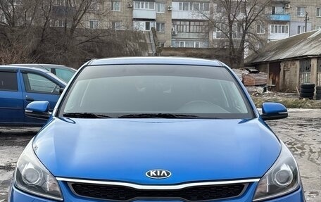 KIA Rio IV, 2017 год, 1 350 000 рублей, 2 фотография