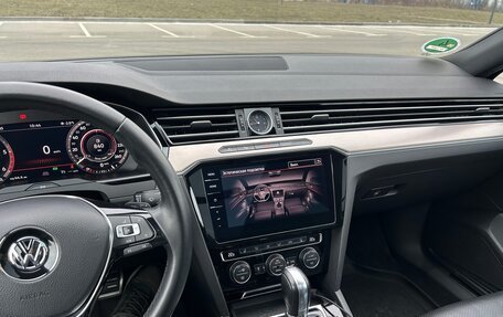 Volkswagen Passat B8 рестайлинг, 2018 год, 3 700 000 рублей, 12 фотография