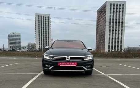 Volkswagen Passat B8 рестайлинг, 2018 год, 3 700 000 рублей, 10 фотография