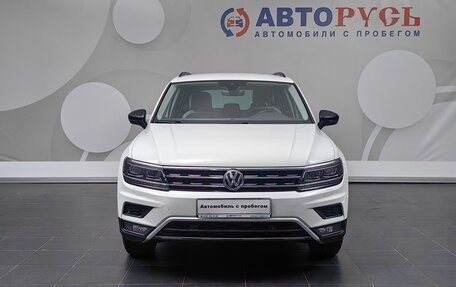 Volkswagen Tiguan II, 2019 год, 2 599 000 рублей, 3 фотография