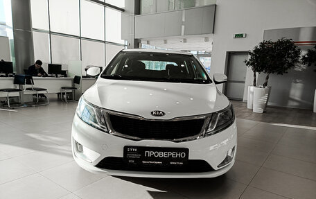 KIA Rio III рестайлинг, 2013 год, 784 000 рублей, 6 фотография