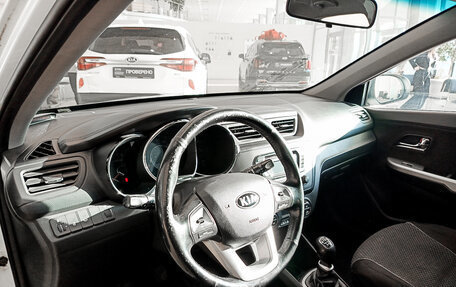 KIA Rio III рестайлинг, 2013 год, 784 000 рублей, 20 фотография