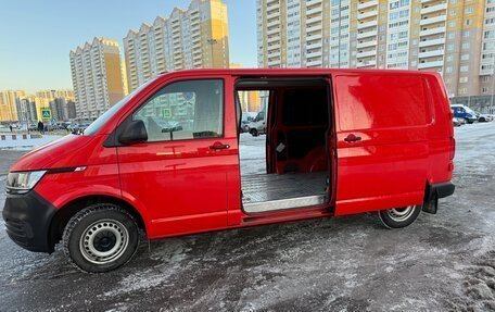 Volkswagen Transporter T6 рестайлинг, 2021 год, 4 445 000 рублей, 10 фотография