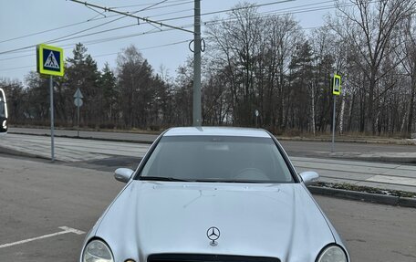 Mercedes-Benz E-Класс, 2003 год, 690 000 рублей, 2 фотография