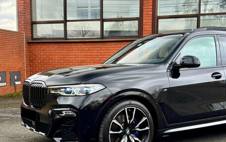 BMW X7, 2022 год, 9 350 000 рублей, 3 фотография