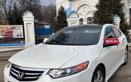 Honda Accord VIII рестайлинг, 2011 год, 930 000 рублей, 2 фотография