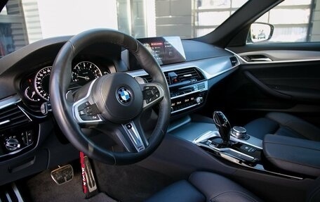 BMW 5 серия, 2017 год, 3 995 000 рублей, 24 фотография