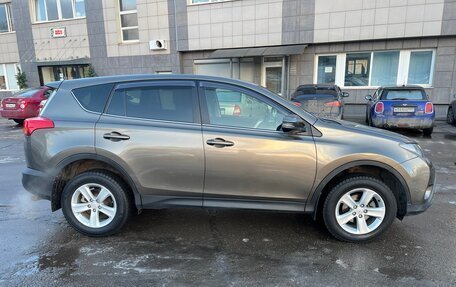 Toyota RAV4, 2013 год, 1 950 000 рублей, 3 фотография