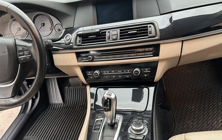 BMW 5 серия, 2012 год, 2 200 000 рублей, 17 фотография