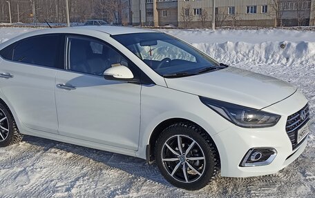 Hyundai Solaris II рестайлинг, 2018 год, 1 450 000 рублей, 5 фотография