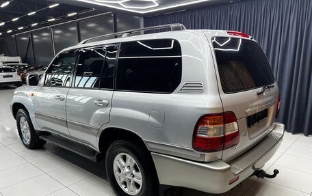 Toyota Land Cruiser 100 рестайлинг 2, 2007 год, 2 150 000 рублей, 5 фотография