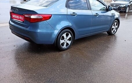 KIA Rio III рестайлинг, 2012 год, 900 000 рублей, 4 фотография