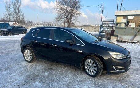 Opel Astra J, 2013 год, 750 000 рублей, 2 фотография