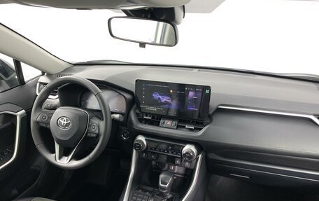 Toyota RAV4, 2024 год, 4 990 000 рублей, 11 фотография