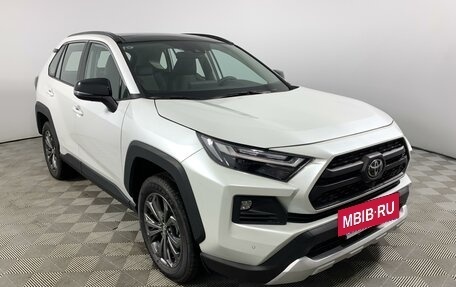 Toyota RAV4, 2024 год, 4 990 000 рублей, 3 фотография