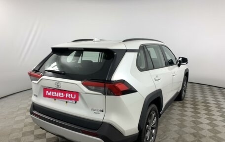 Toyota RAV4, 2024 год, 4 990 000 рублей, 5 фотография