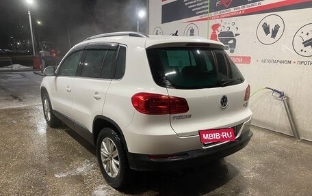 Volkswagen Tiguan I, 2011 год, 1 650 000 рублей, 6 фотография