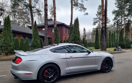 Ford Mustang VI рестайлинг, 2018 год, 3 300 000 рублей, 5 фотография