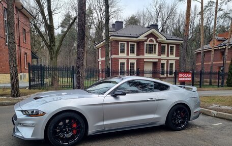 Ford Mustang VI рестайлинг, 2018 год, 3 300 000 рублей, 9 фотография