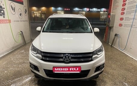 Volkswagen Tiguan I, 2011 год, 1 650 000 рублей, 2 фотография