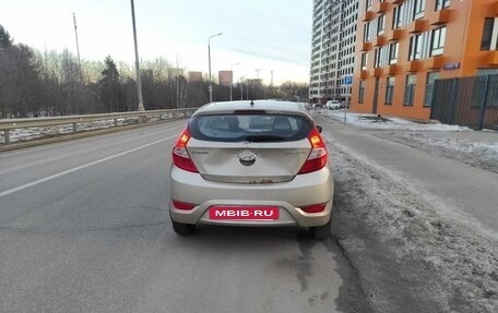 Hyundai Solaris II рестайлинг, 2013 год, 490 000 рублей, 7 фотография