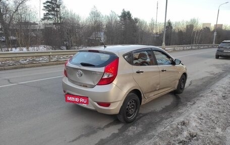 Hyundai Solaris II рестайлинг, 2013 год, 490 000 рублей, 8 фотография