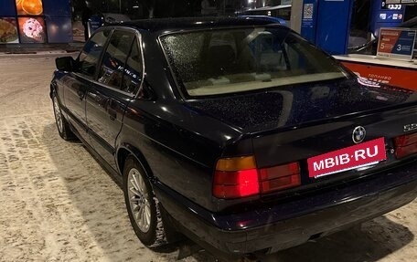 BMW 5 серия, 1992 год, 390 000 рублей, 2 фотография