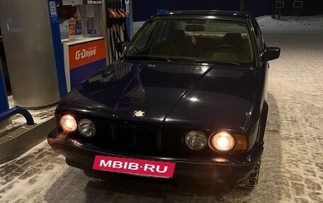 BMW 5 серия, 1992 год, 390 000 рублей, 8 фотография