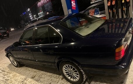 BMW 5 серия, 1992 год, 390 000 рублей, 3 фотография