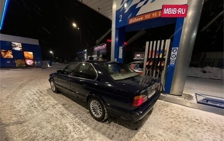 BMW 5 серия, 1992 год, 390 000 рублей, 13 фотография